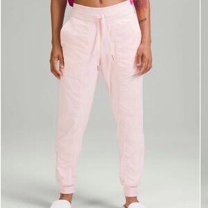 LULULEMON DANCE STUDIO MID RISE LINED JOGGER